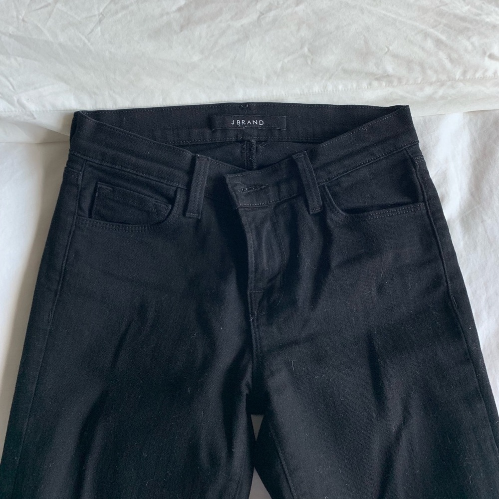 Black JBrand Skinny Jeans - size 25
